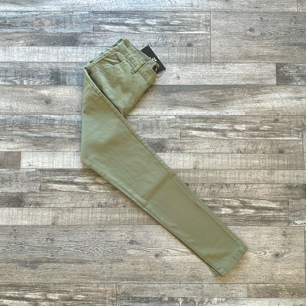 Green fitted chino trousers - brand new with tag